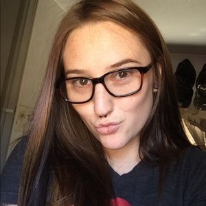 Meet your Posher, Katrina